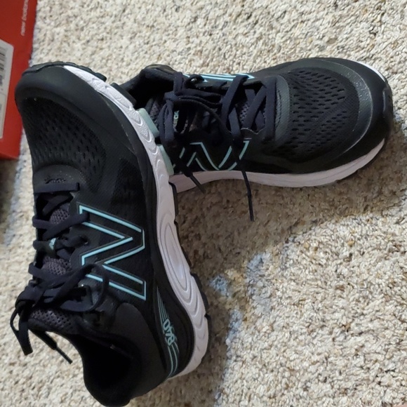 Worn Once Fresh Foam Running New Balance - Picture 1 of 6